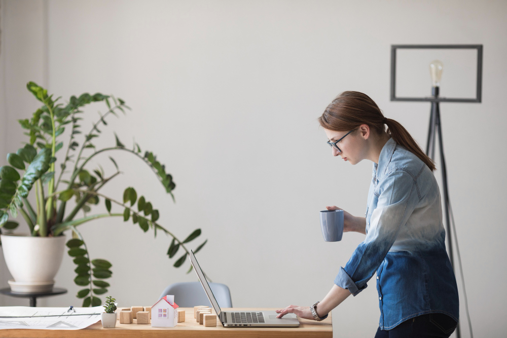 The Intentional Executive: Crafting a Minimalist Lifestyle Routine for Working Professionals